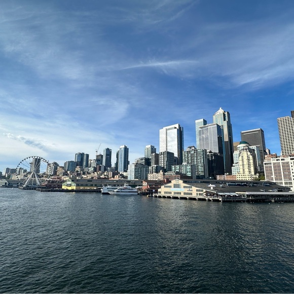 Meet your Posher, R - Picture 1 of 1